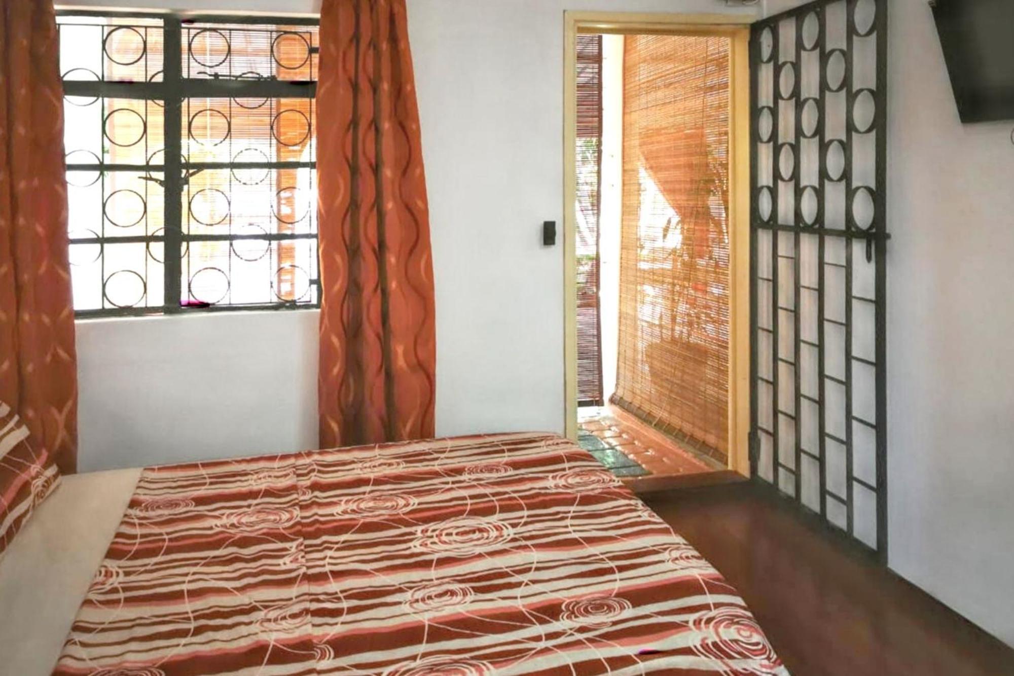 Charming Studio In Flic En Flac With Enclosed Garden 25M² Екстериор снимка